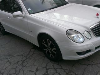 Mercedes E Class foto 1