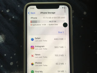 Vand IPhone XS memorie de 64 gb cu pixel mort pe ecran+ sticla de protectie aplicata si 2 huse foto 3