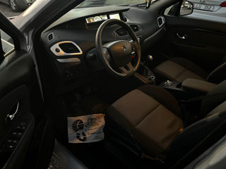 Renault Grand Scenic foto 8