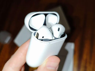 Apple AirPods 2 Белый foto 4