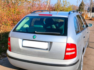 Skoda Fabia foto 2