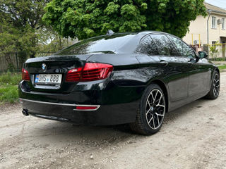 BMW 5 Series foto 1