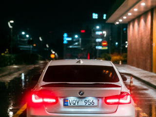 BMW 3 Series foto 7