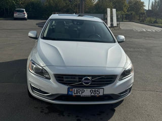 Volvo S60 foto 2