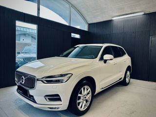 Volvo XC60 foto 1