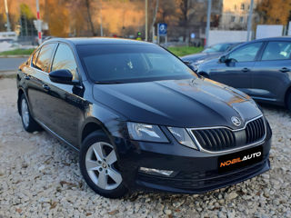 Skoda Octavia foto 2