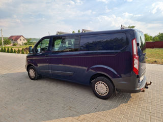 Ford Transit custom foto 2