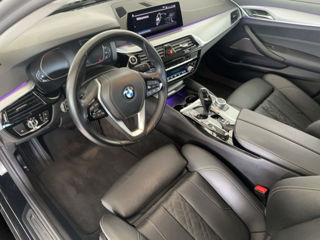 BMW 5 Series foto 4