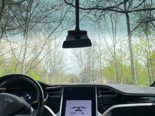 Tesla Model X foto 7