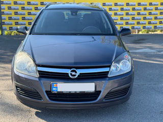 Opel Astra foto 2