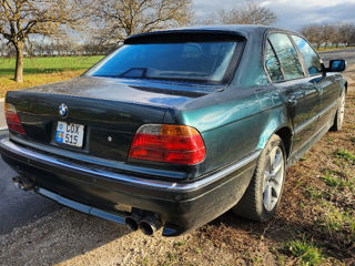 BMW 7 Series foto 2