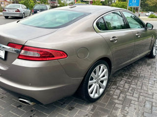 Jaguar XF foto 3