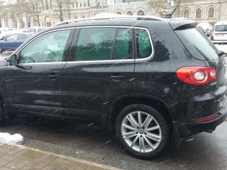 Volkswagen Tiguan foto 1