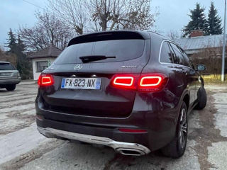 Mercedes GLC foto 7