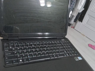 Laptop asus foto 2