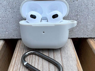 Huse din silicon Airpods 1/2 3 Pro si Pro 2 doar 99 lei foto 2