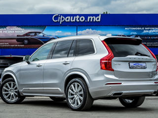 Volvo XC90 foto 1