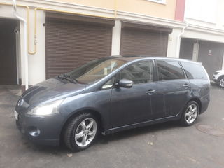 Mitsubishi Grandis foto 3