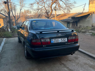 Toyota Carina foto 4
