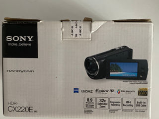 Новая  Full HD Sony HDR-cx220. Снимает Full HD progressive 50p. foto 2