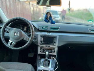 Volkswagen Passat foto 4