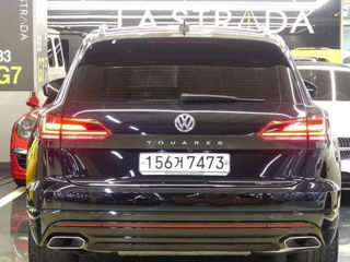 Volkswagen Touareg foto 2