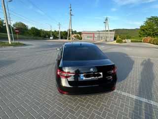 Skoda Superb foto 2