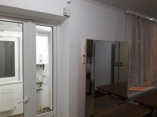 Apartament cu 2 camere /  2 nivele   Urgent  !!! foto 5