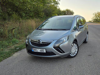 Opel Zafira foto 1