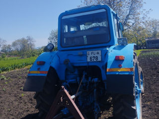 Tractor foto 4