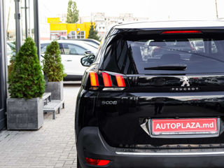 Peugeot 5008 foto 13