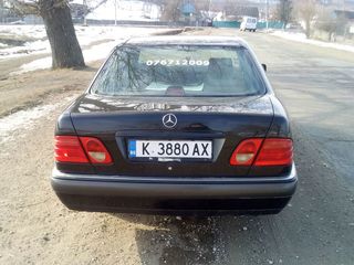 Mercedes E Class foto 5