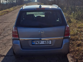 Opel Zafira foto 6