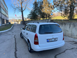 Opel Astra foto 4