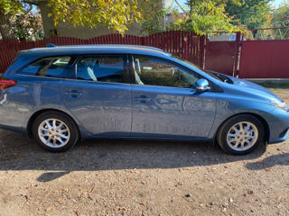 Toyota Auris foto 4