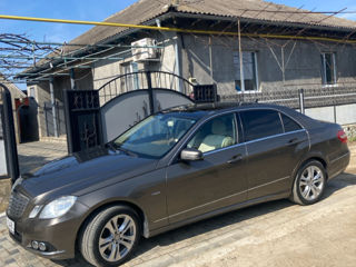 Mercedes E-Class foto 2