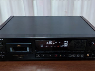 Sony DAT-рекордер DTC-55ES