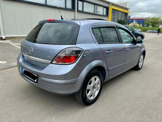 Opel Astra foto 4