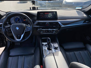 BMW 5 Series foto 8