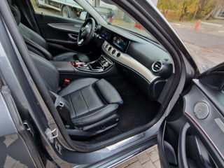 Mercedes E-Class foto 8