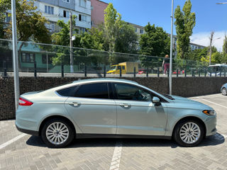 Ford Fusion foto 4