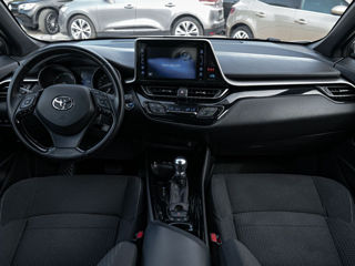 Toyota C-HR foto 6