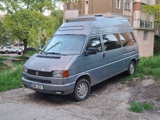 Volkswagen T4 foto 1
