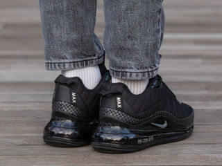 Nike Air Max 720-818 Black foto 10