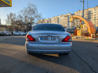 Jaguar X-Type foto 8