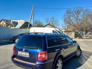 Volkswagen Passat foto 3