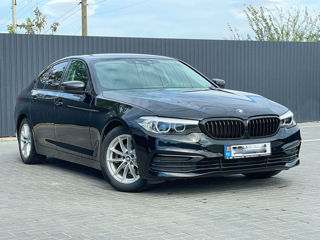 BMW 5 Series foto 2