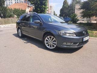 Volkswagen Passat foto 1