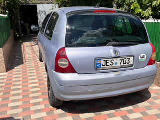 Renault Clio foto 4