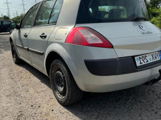 Renault Megane foto 2